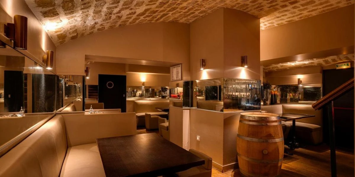 TOUCH'IN PARIS -Réserver une salle privatisable élégante pour événement chez TOUCH’IN PARIS